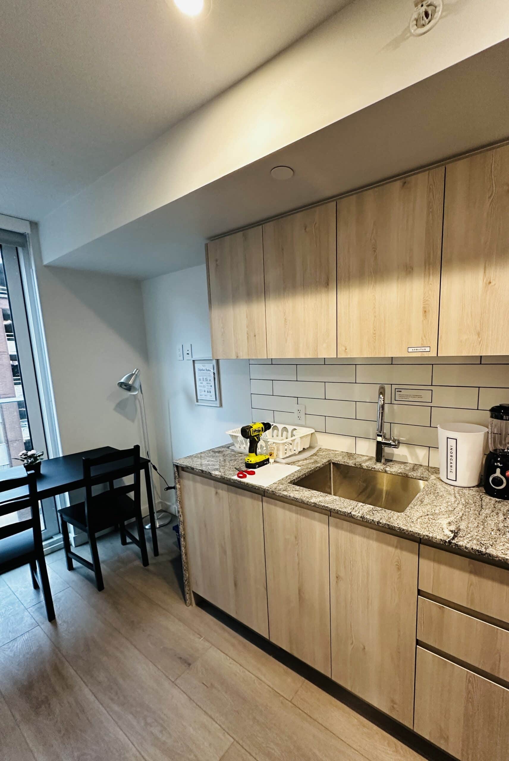 404-StudioKitchen-Dining-scaled