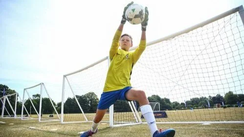 nike-chelsea-fc-goalkeepers-camps (1)
